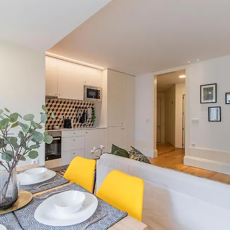 Rodrigues De Freitas 391 By Lovelystay *