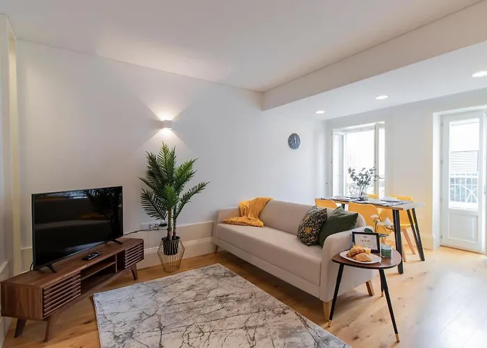 Rodrigues De Freitas 391 By Lovelystay *