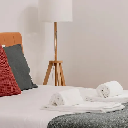 Rodrigues De Freitas 391 By Lovelystay