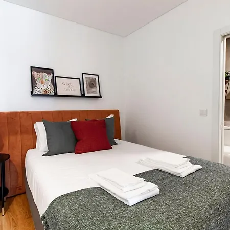 Apartment Rodrigues De Freitas 391 By Lovelystay
