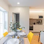 Rodrigues De Freitas 391 By Lovelystay * Porto