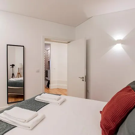 Rodrigues De Freitas 391 By Lovelystay *