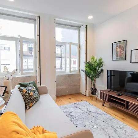 Rodrigues De Freitas 391 By Lovelystay *