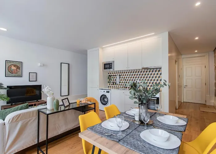 Rodrigues De Freitas 391 By Lovelystay *