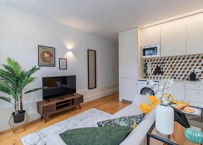 Rodrigues De Freitas 391 By Lovelystay *